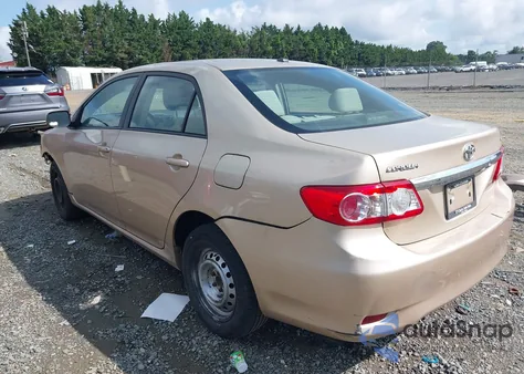 2011 Toyota Corolla Le z USA, uszkodzony, nr VIN 2T1BU4EE5BC709041